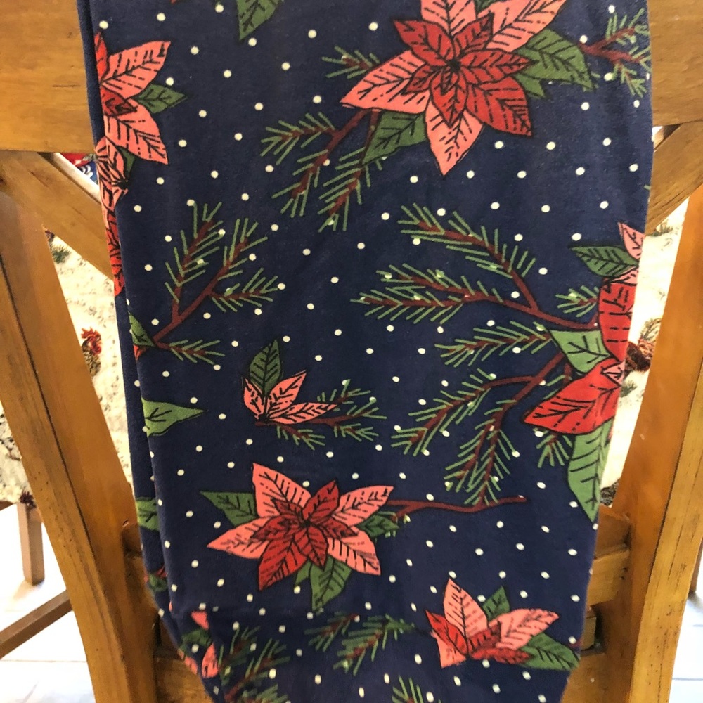 LuLaRoe navy and white polka floral TC leggings